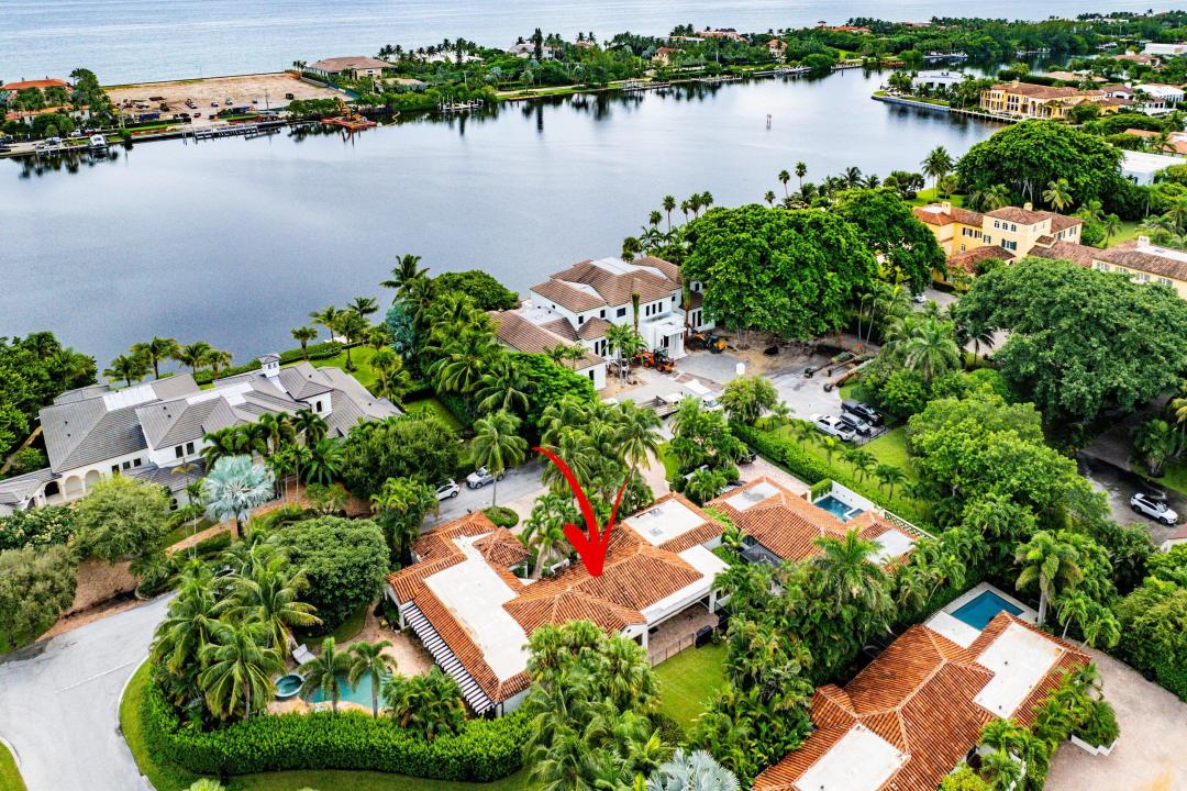 16 Little Pond Road, Manalapan, Florida 33462, USA