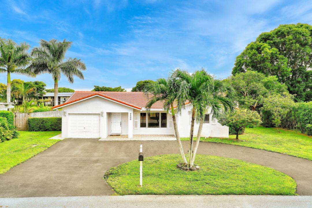9603 NW 67th Court, Tamarac, Florida 33321