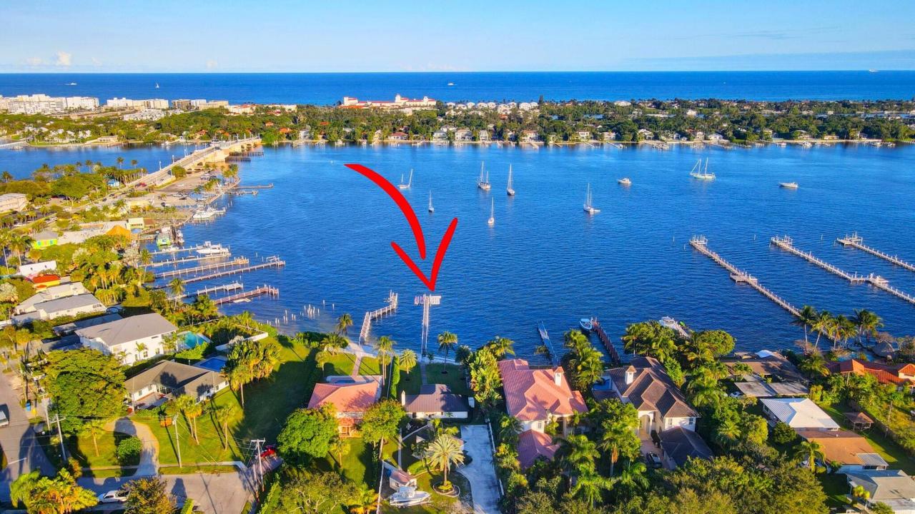 310 S Lake Drive, Lantana, Florida 33462