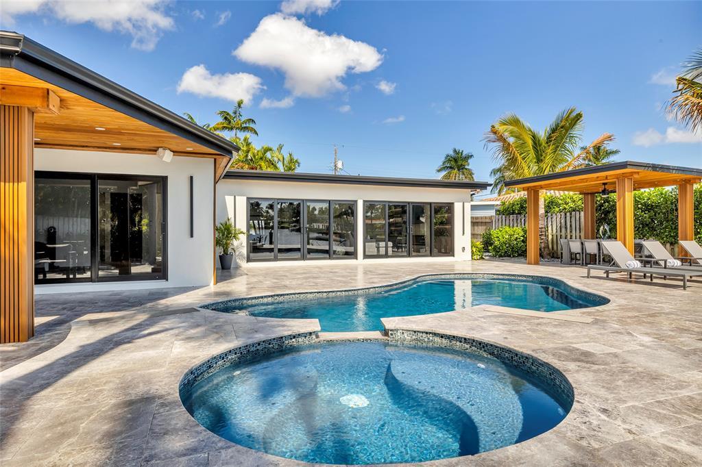 160 SE 3rd Ct, Garden Isles, Pompano Beach, Florida 33060