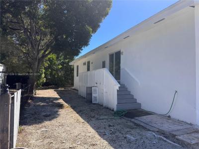 969 Plantation Rd, Key Largo, Florida 33037, USA