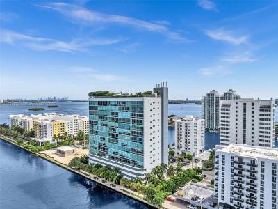 7934 West Dr 1201, North Bay Village, Florida 33141, USA