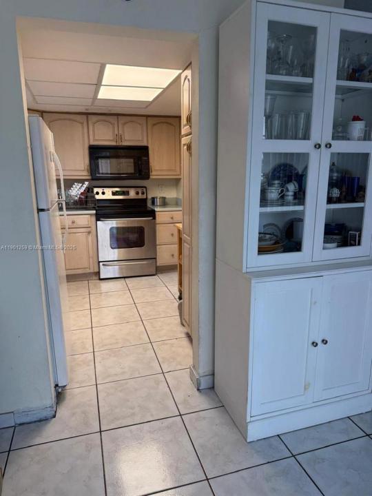 11840 NE 19th Dr 9, North Miami, フロリダ 33181, アメリカ合衆国