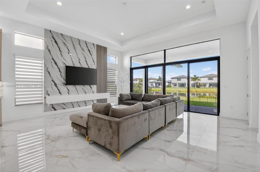 8317 Essex Country Club Dr, Boca Raton, Флорида 33434, Соединенные Штаты