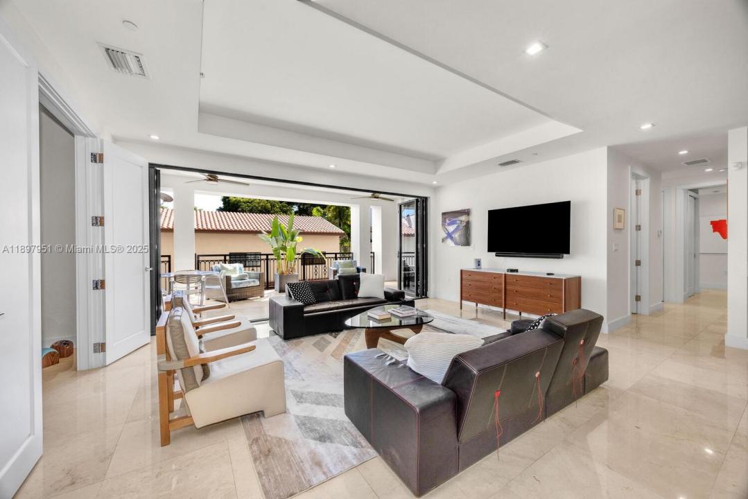 718 Valencia Ave 207, Coral Gables, Flórida 33134, Estados Unidos