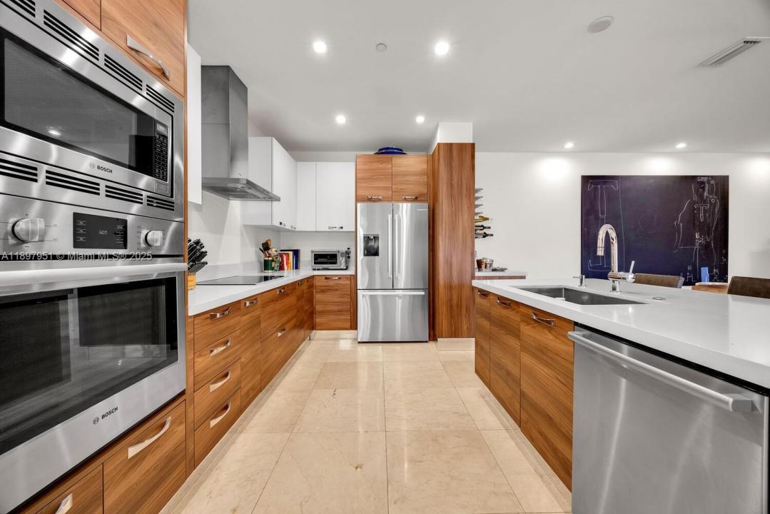 718 Valencia Ave 207, Coral Gables, Flórida 33134, Estados Unidos