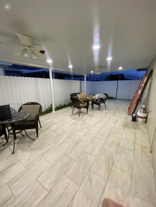 7539 NW 173rd Ter, Hialeah, Florida 33015