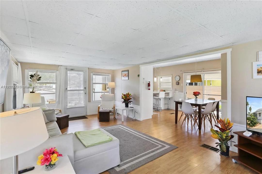 8616 SW 16th Pl 0, Davie, Florida 33324