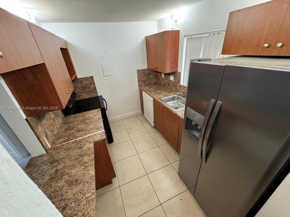 161 Lakeview Dr 102, Weston, פלורידה 33326, ארצות הברית של אמריקה
