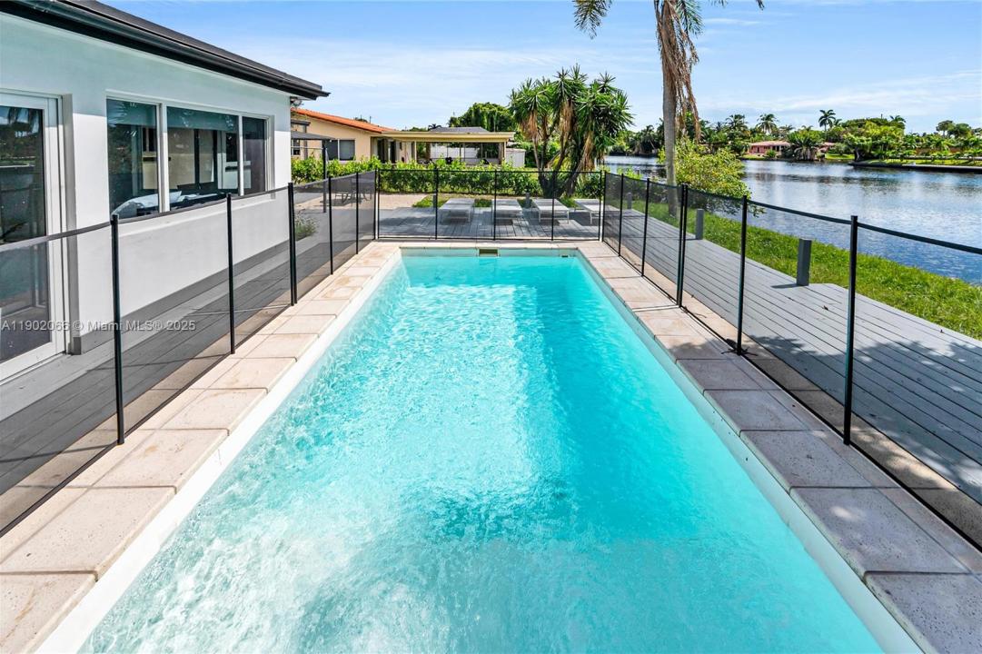 1040 NW 30th Ct, Wilton Manors, Floryda 33311, USA