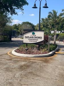 3125 Oakland Shores Dr B204, Oakland Park, Florida 33309, USA