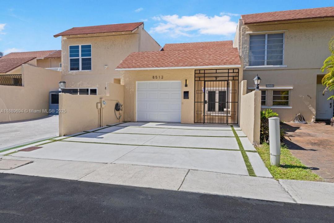 8512 SW 103rd Ave, Miami, Florida 33173