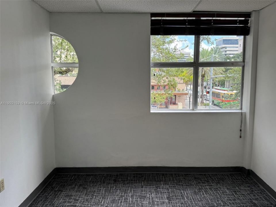 220 Miracle Mile B224A, Coral Gables, Floride 33134, États-Unis