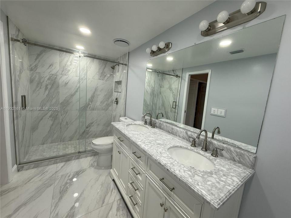 5416 Eagle Lake Dr 4, Palm Beach Gardens, فلوريدا 33418, الولايات المتحدة