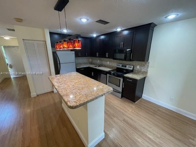 311 NW 103rd Ter 311, Pembroke Pines, Флорида 33026, Соединенные Штаты
