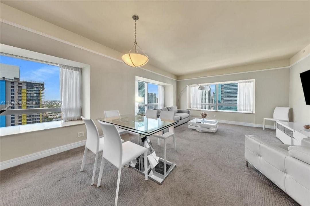 1435 Brickell Ave 3112, Miami, Florida 33131, HOA KỲ