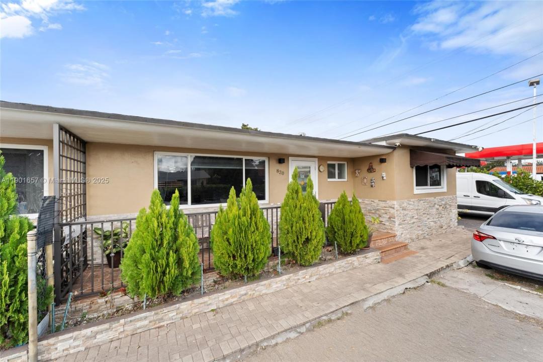 820 SW 17th Ave 1, Miami, Florida 33135, Estados Unidos