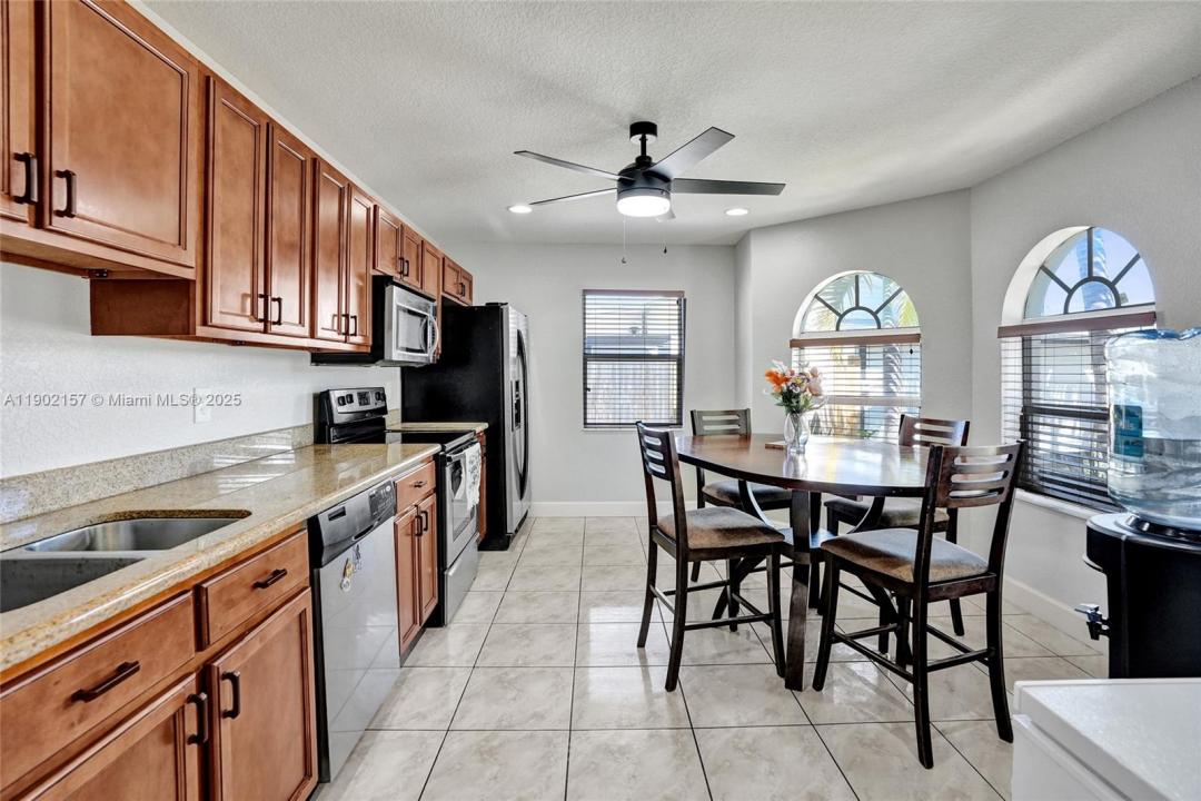 1607 S N St, Lake Worth, Florida 33460