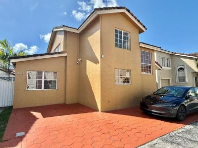 12672 NW 9th Way, Miami, Florida 33182, USA