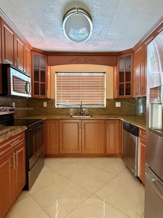 12672 NW 9th Way, Miami, Flórida 33182, Estados Unidos