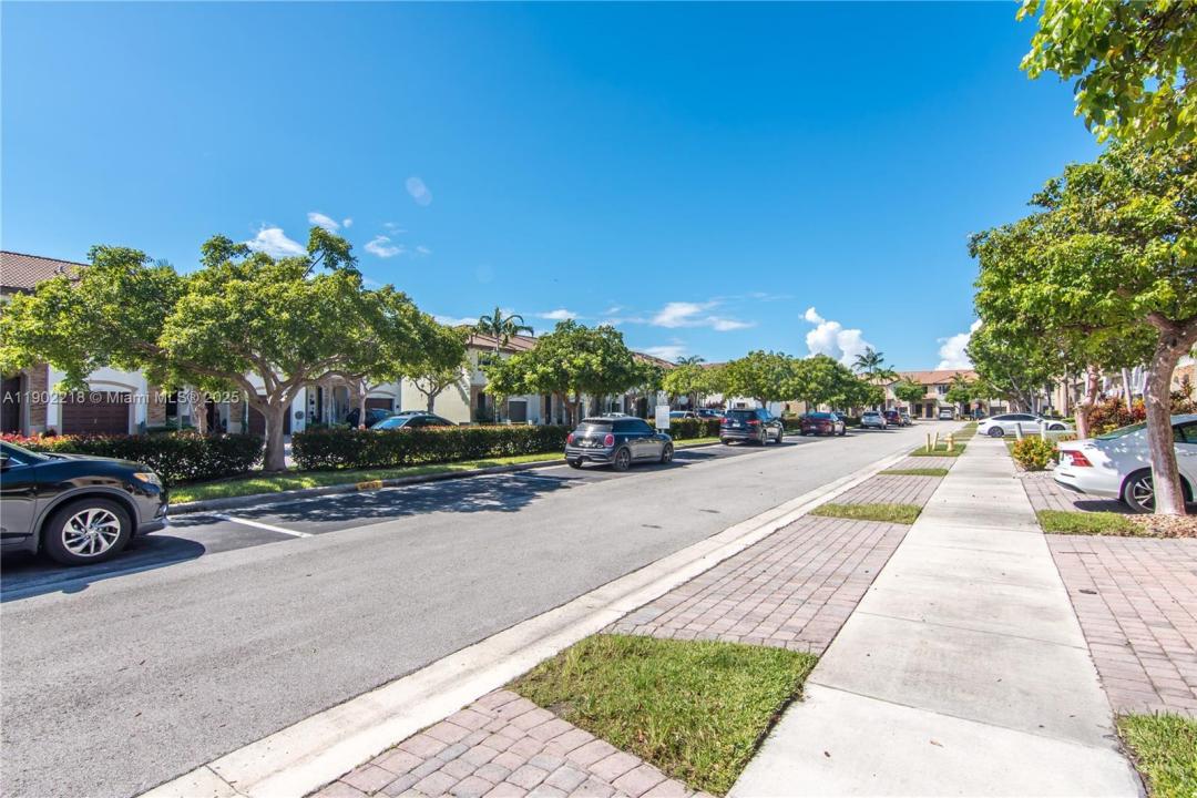 11341 SW 233rd St, Homestead, Florida 33032, USA