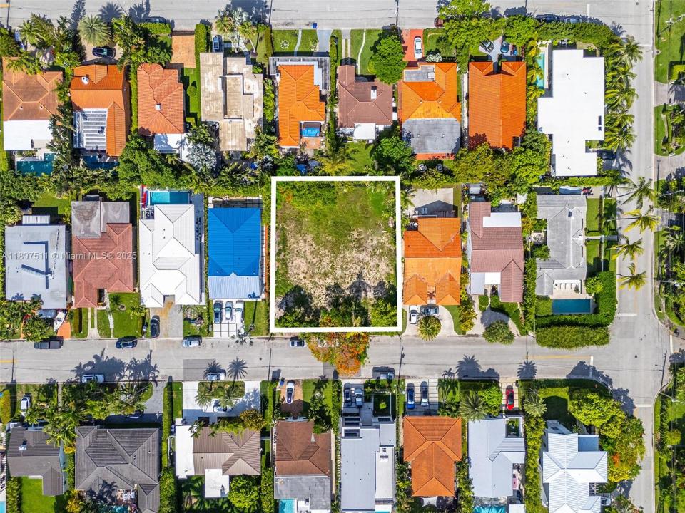 8821 and 8835 Froude Ave, Surfside, Florida 33154