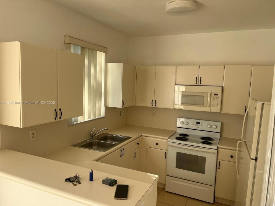 2466 SE 15th Pl 337, Homestead, Florida 33035