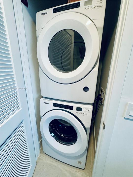 159 NE 6th St 4807, Miami, Florida 33132, Estados Unidos