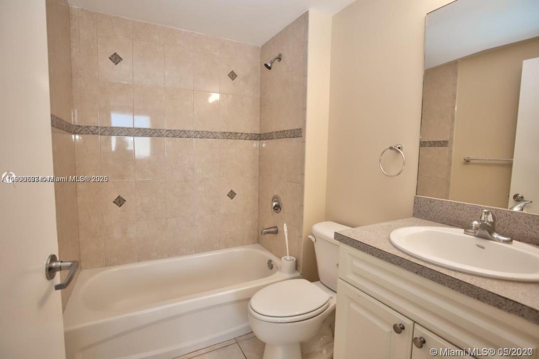 1 Glen Royal Pkwy 905, Miami, Florida 33125, Estados Unidos