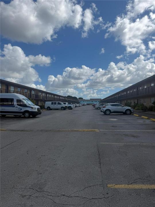 5461 W 24th Ave 52, Hialeah, פלורידה 33016, ארצות הברית של אמריקה