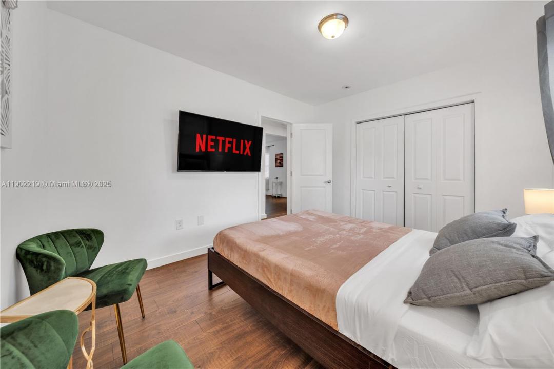 710 NE 141st St, North Miami, Florida 33161, Amerika Birleşik Devletleri