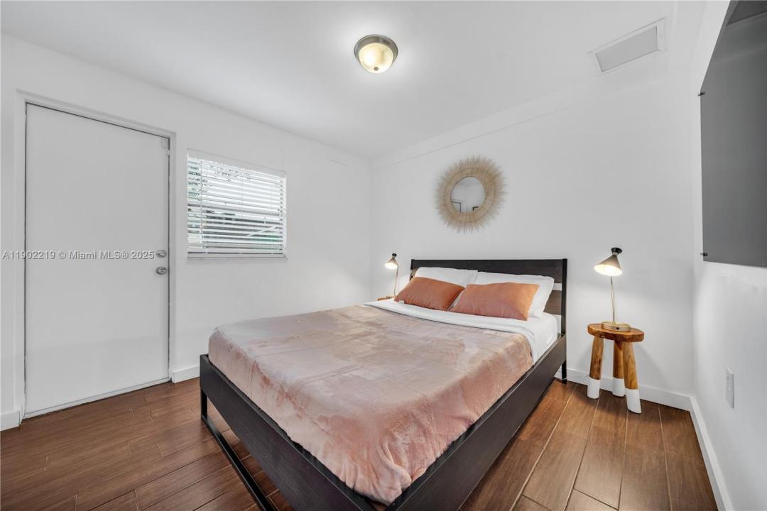 710 NE 141st St, North Miami, Florida 33161, Amerika Birleşik Devletleri