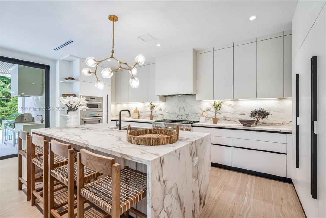 6781 SW 75th Ter, South Miami, Флорида 33143, Соединенные Штаты