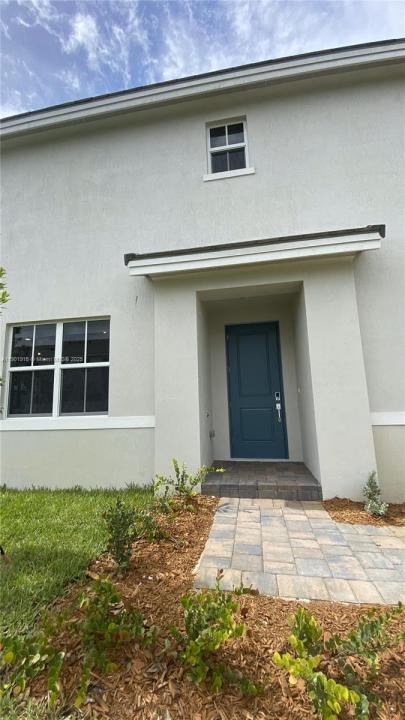 125 SW 171st Way 125, Pembroke Pines, Florida 33027