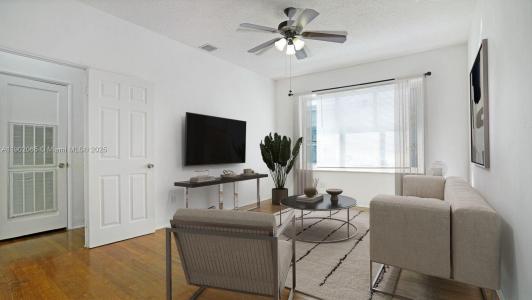 825 Jefferson Ave 4, Miami Beach, Florida 33139, USA