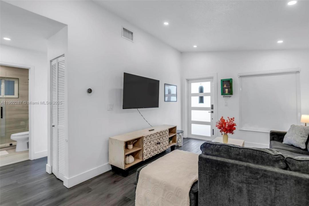 9174 NW 114th Ter, Hialeah Gardens, Florida 33018, Estados Unidos