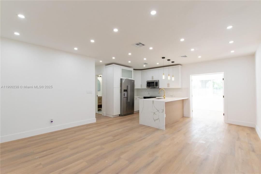 6210 Kimberly Blvd, North Lauderdale, Florida 33068, Estados Unidos