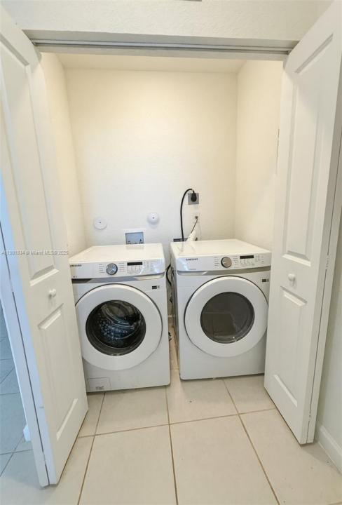 2664 SE 19th St 2664, Homestead, Florida 33035, USA