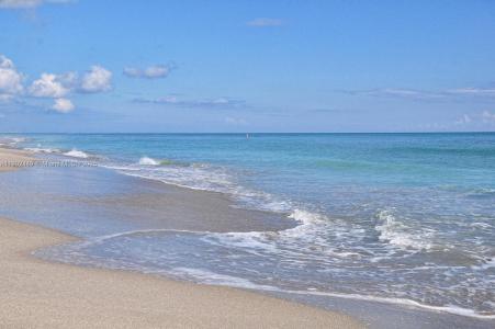 290 Celestial Way 2, Juno Beach, Florida 33408, USA