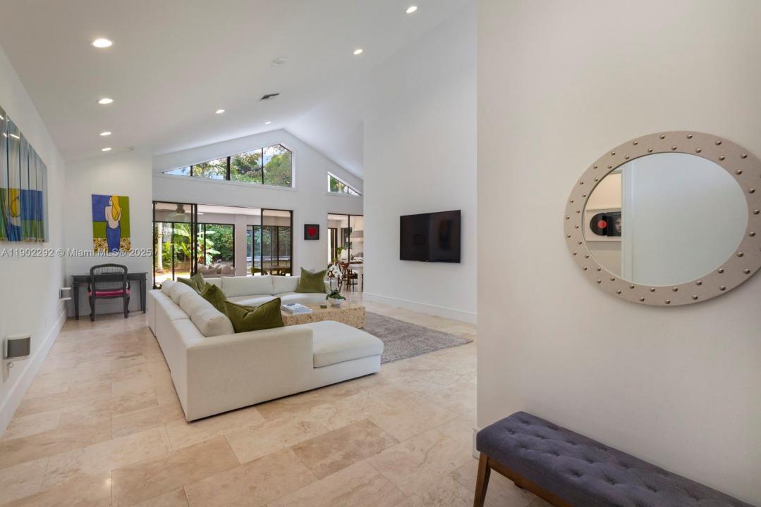 11003 SW 77th Ct Cir, Pinecrest, 佛羅里達州 33156, 美國