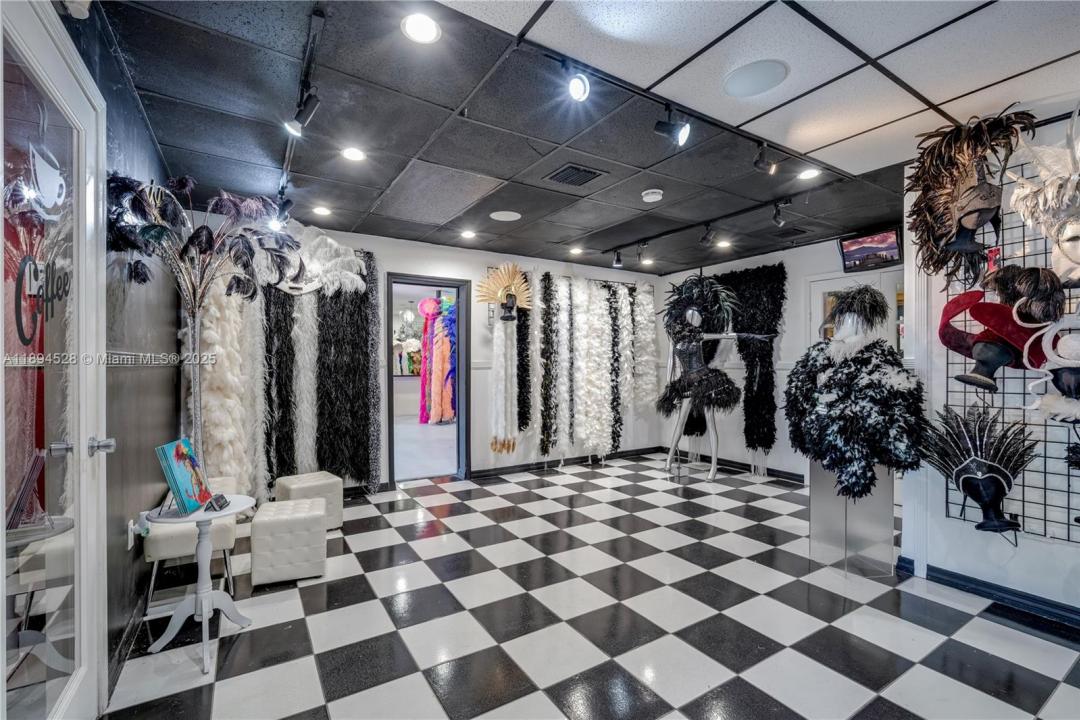 1121 NW 29th St, Miami, Florida 33127, HOA KỲ