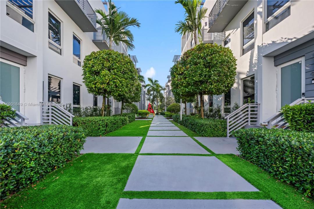 9153 NW 33rd St, Doral, فلوريدا 33172, الولايات المتحدة