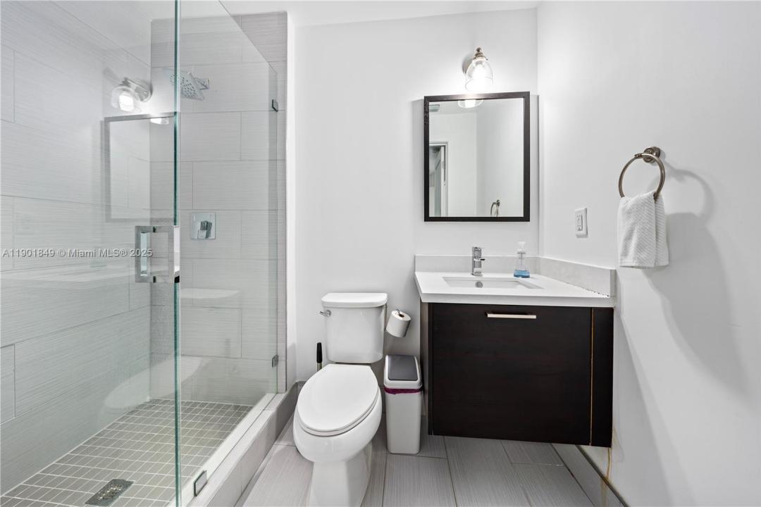 9153 NW 33rd St, Doral, فلوريدا 33172, الولايات المتحدة