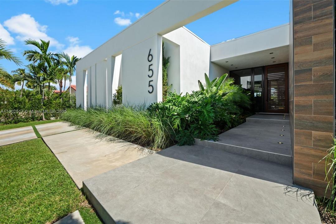 655 Layne Blvd 0, Hallandale Beach, Florida 33009