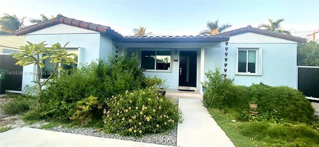 5935 SW 42nd St, Miami, Florida 33155, USA