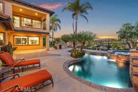 E East Abbey Lane, Orange, Kaliforniya 92867, Amerika Birleşik Devletleri