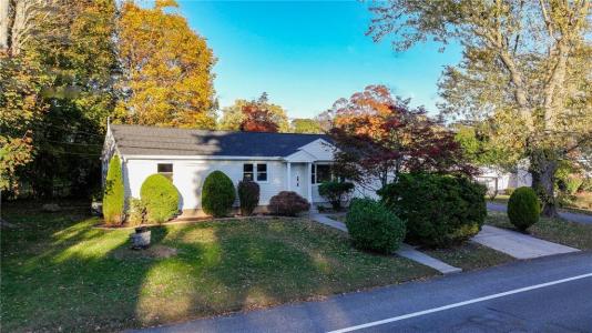 199 FIRST Avenue, East Greenwich, RI 02818, USA