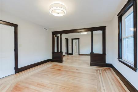 65 Burton Street 2, Bristol, 로드아일랜드 02809, 미국