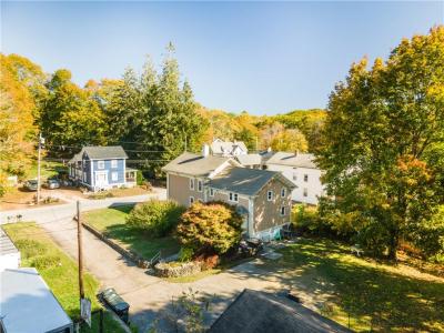 7 West Street, Hopkinton, Rhode Island 02804