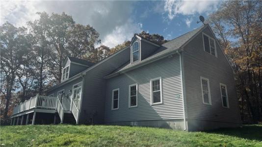 30 Tarklin Road, Smithfield, Rhode Island 02814